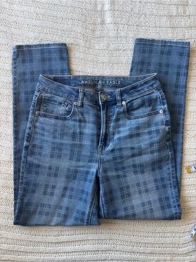 American Eagle Outfitters Blue Plaid Straight-Leg Jeans Size 2 Regular